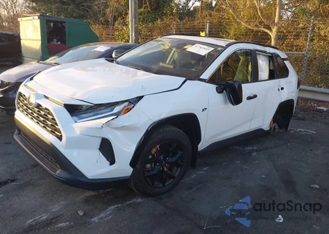 2024 Toyota Rav4 Xle z USA, uszkodzony, nr VIN 2T3W1RFV1RW336442